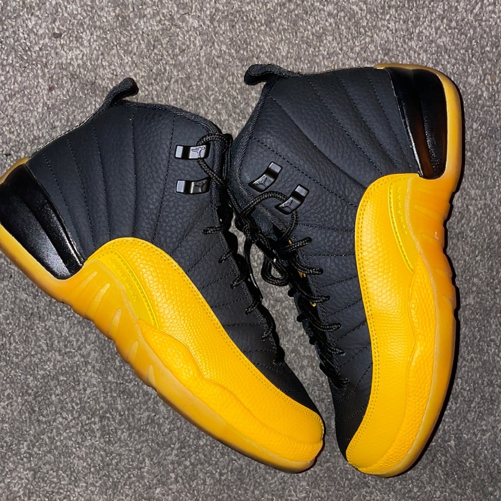 University gold retro 12